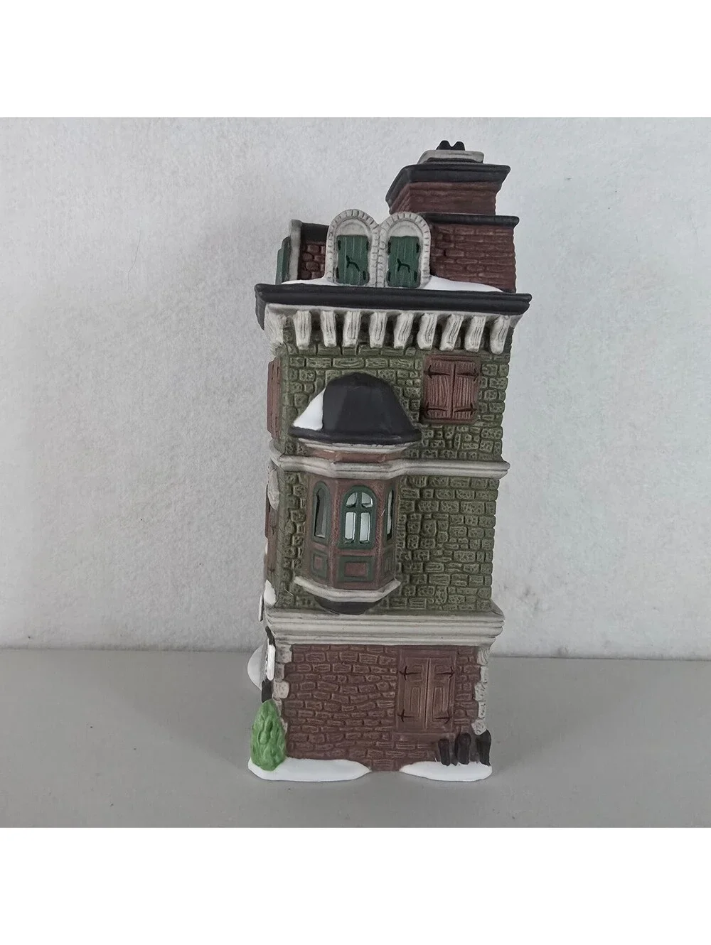 Dept 56 The Flat of Ebenezer Scrooge 5587-5 Dickens Village Series Heritage VTG